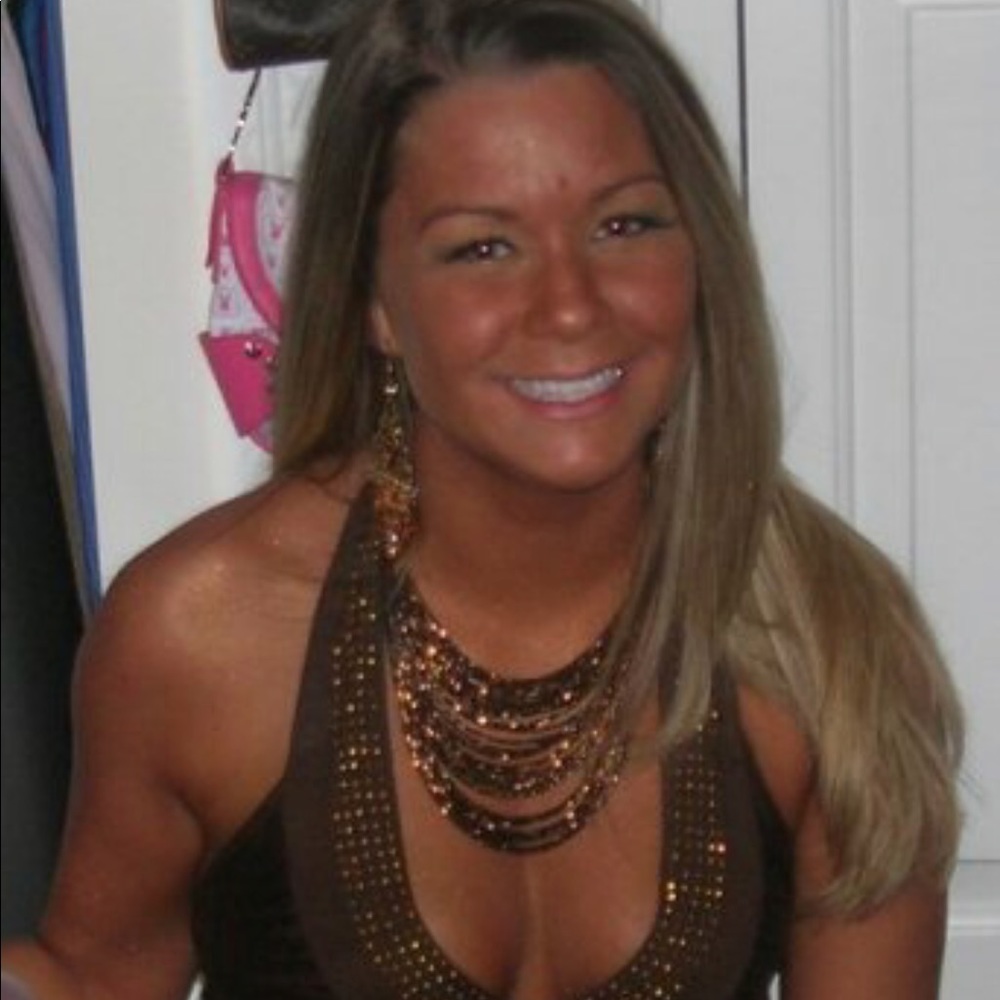 Meet your Posher, Angie